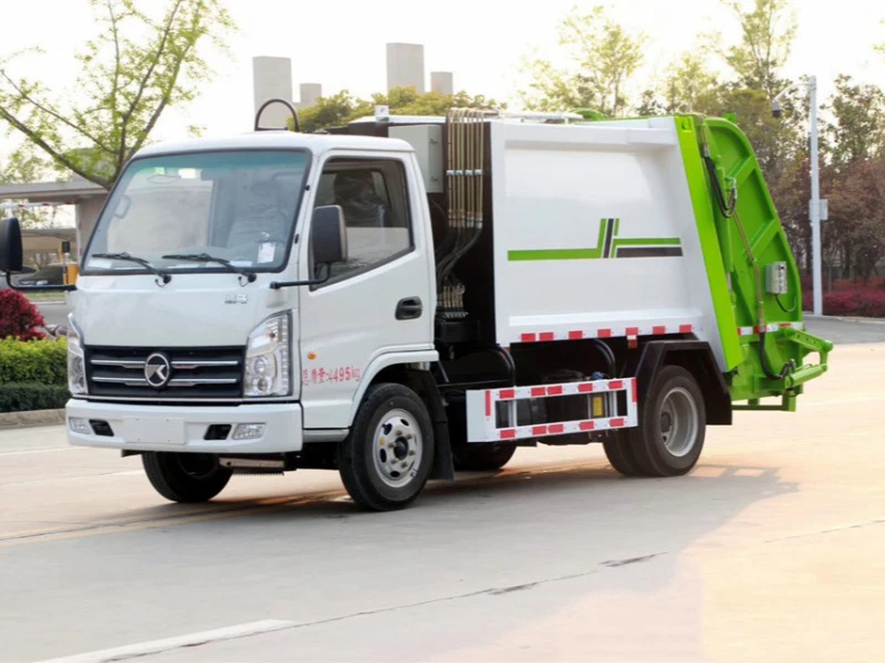 凯马4方蓝牌压缩垃圾车