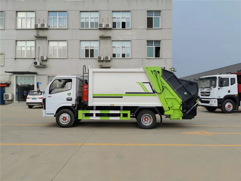 东风6方压缩垃圾车2