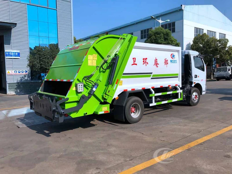 东风8方压缩垃圾车1