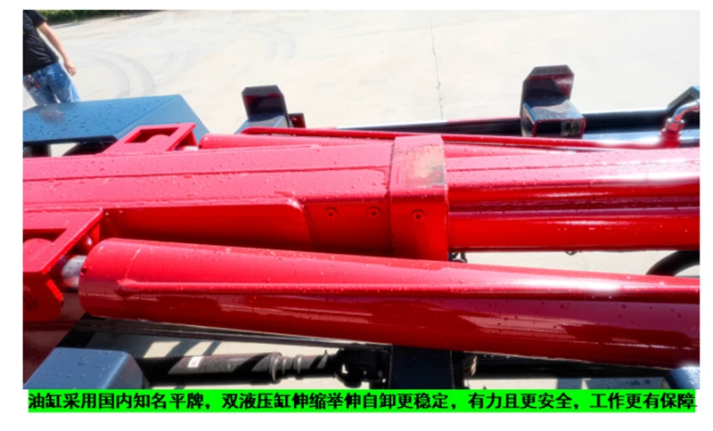 凯马建筑5方勾臂垃圾车细节1