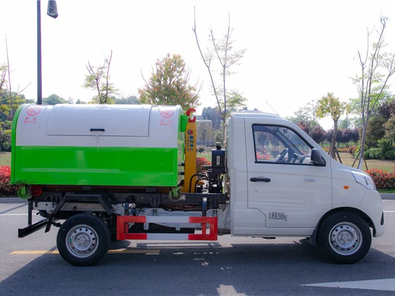福田3方勾臂垃圾车4