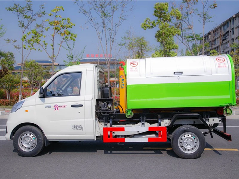 福田3方勾臂垃圾车1