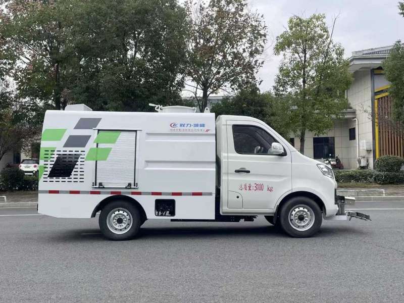 长安新能源人行道清洗车5