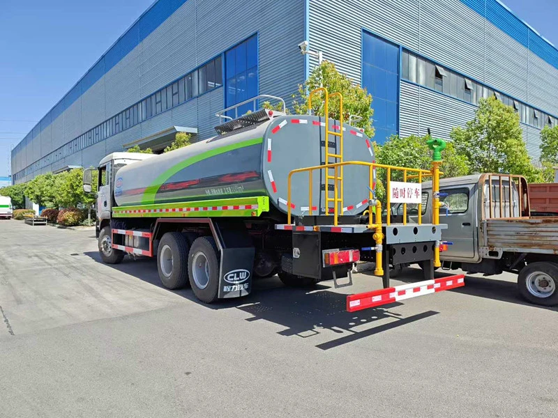 重汽18方洒水车3