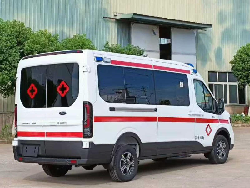 福特T8救护车3