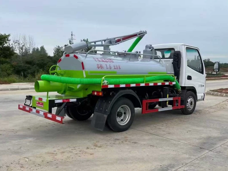凯马吸粪车3