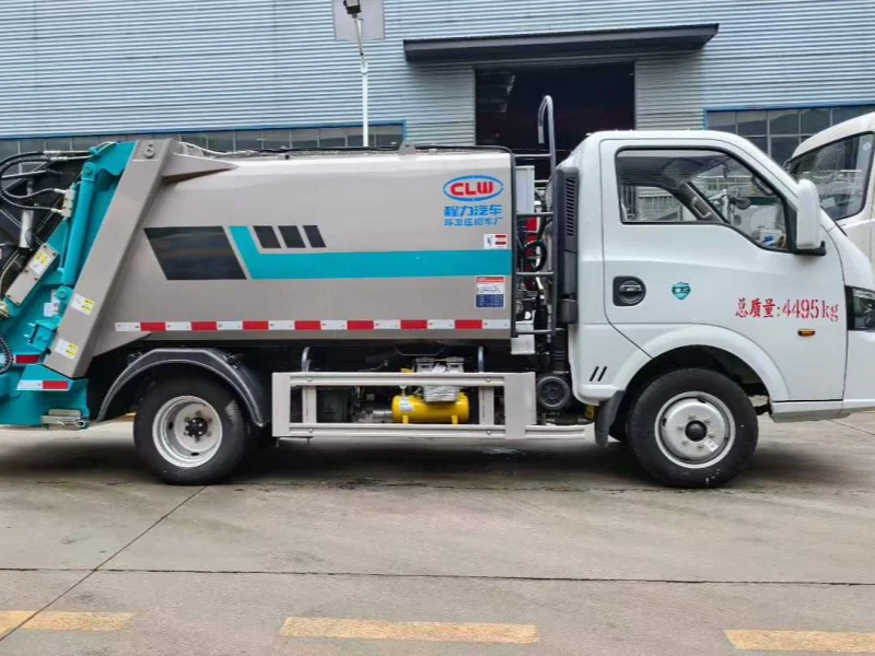东风途逸压缩垃圾车3