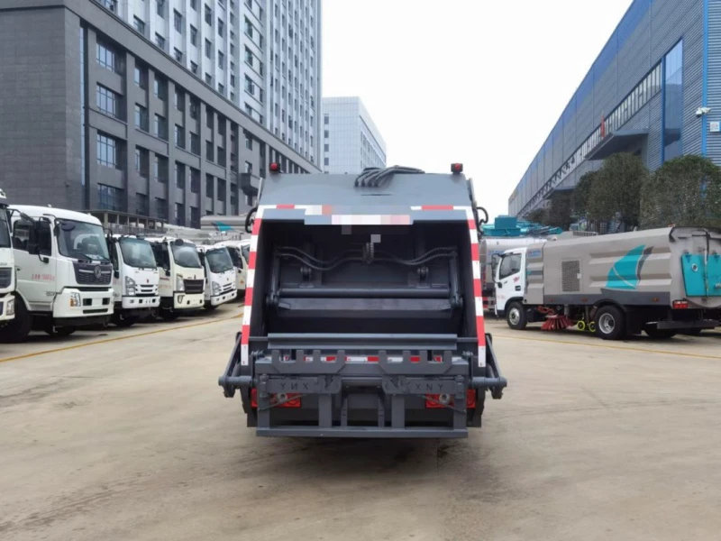 福田小卡3压缩垃圾车6