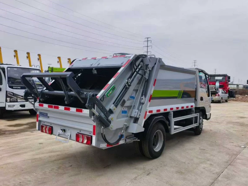 江淮康铃蓝牌压缩垃圾车7