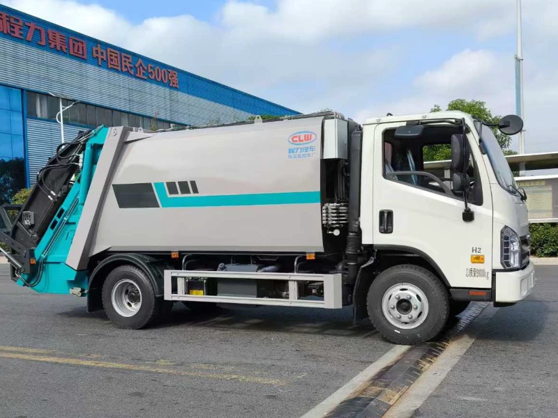 福田领航8方压缩垃圾车4