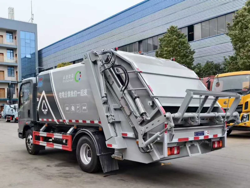 8方重汽豪沃压缩垃圾车5