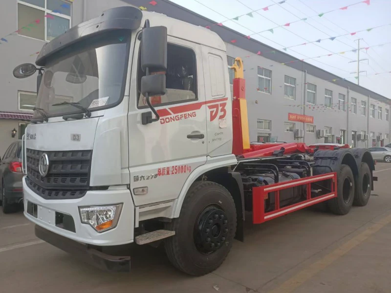 东风专底D3后双桥勾臂垃圾车9