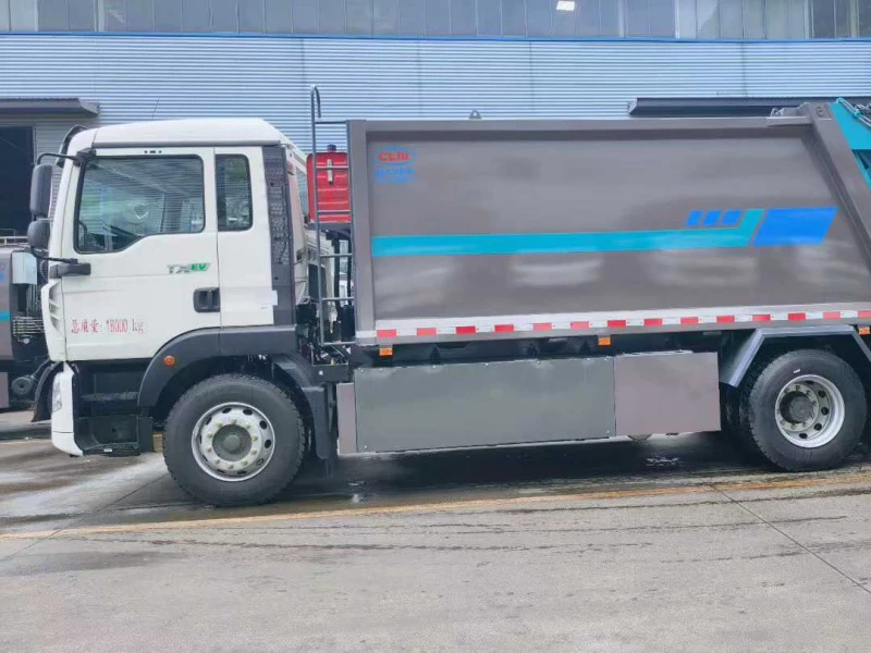 重汽豪沃纯电动15立方压缩垃圾车3