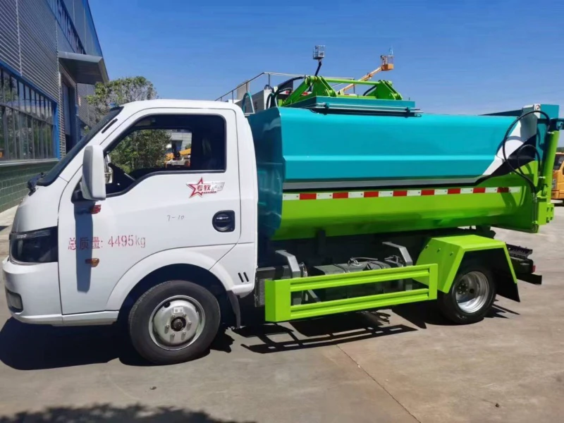 东风途逸4立方蓝牌侧装式垃圾车