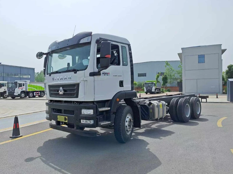 重汽汕德卡后双桥勾臂垃圾车7