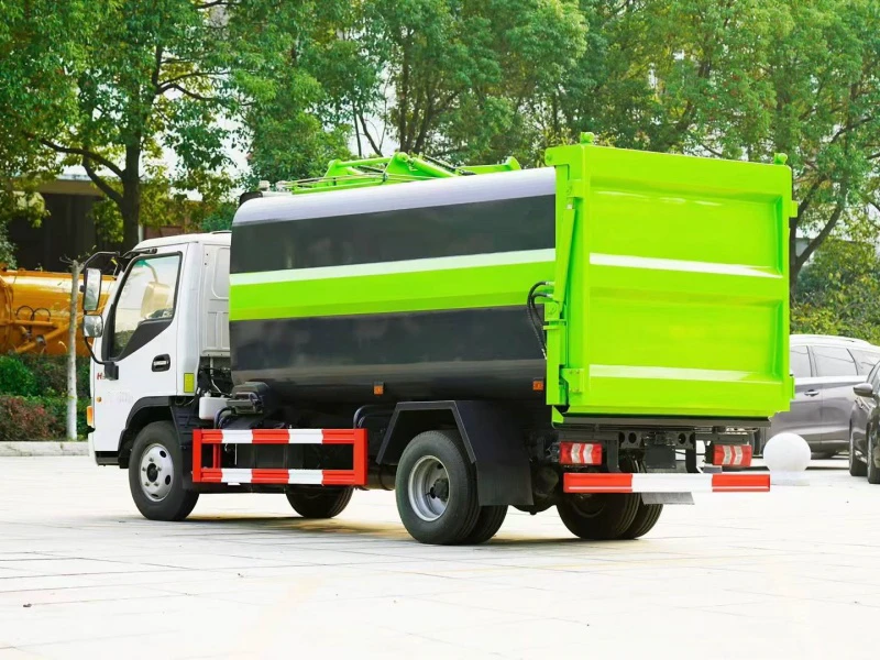 江淮侧挂桶垃圾车5