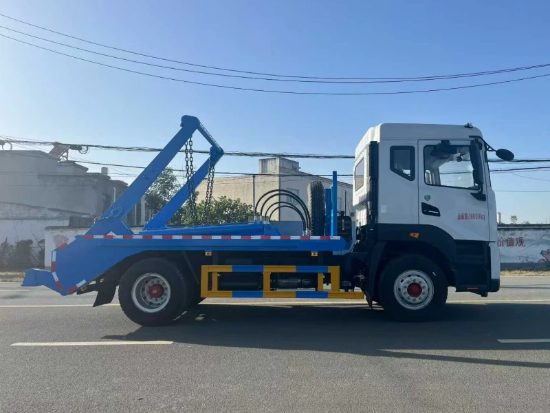 东风D9摆臂垃圾车4