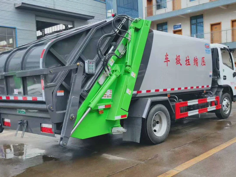 东风10方压缩式垃圾车4