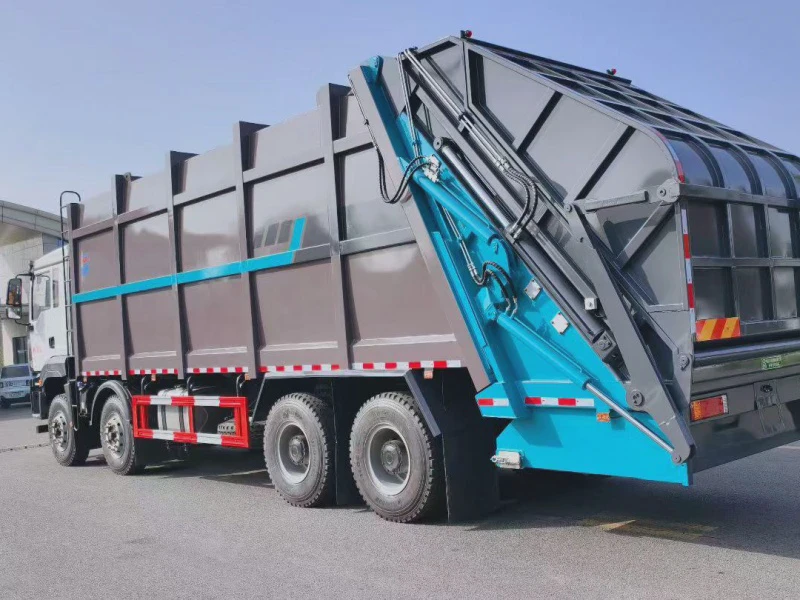 陕汽德龙 8×4 38 立方米压缩式垃圾车4