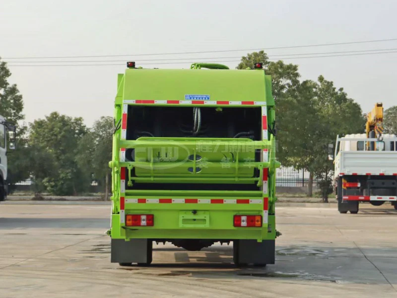 江铃顺达6立方米压缩式垃圾车5