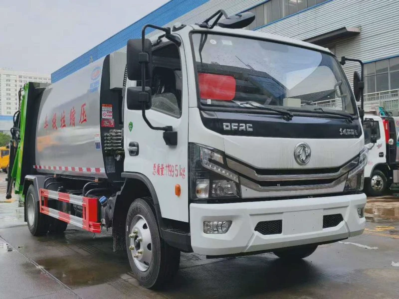 东风10方压缩式垃圾车1