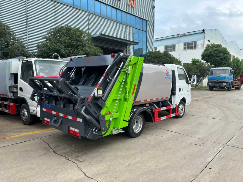 东风途逸4方压缩垃圾车4