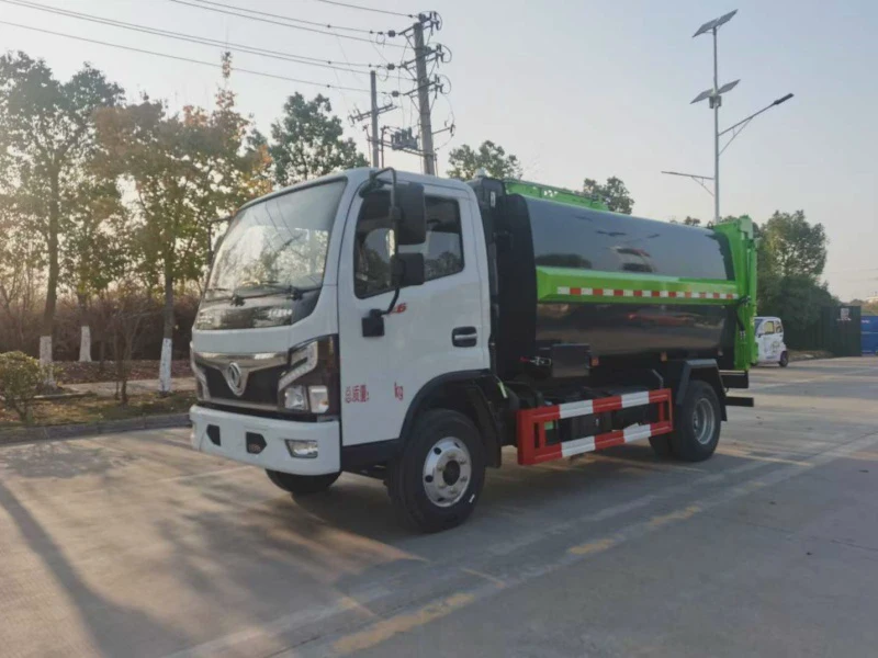 东风7.5方侧装压缩式垃圾车