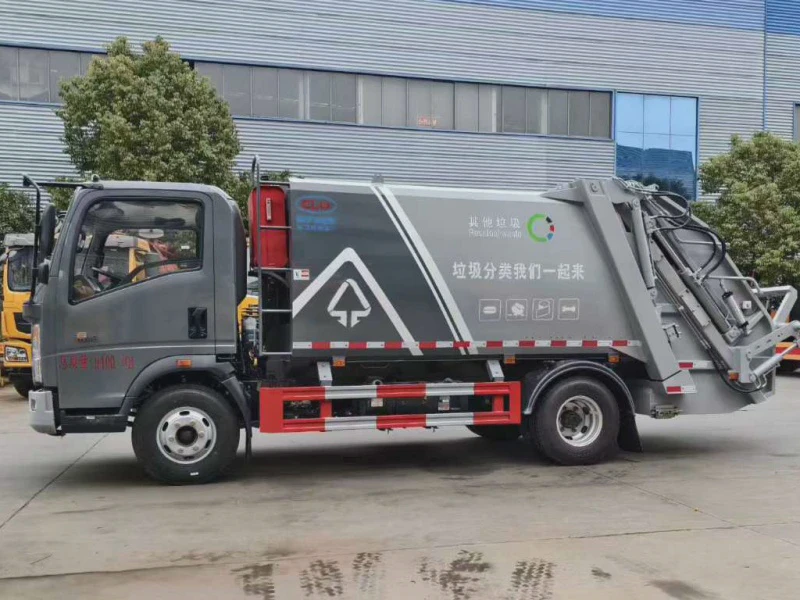 重汽8方压缩式垃圾车5