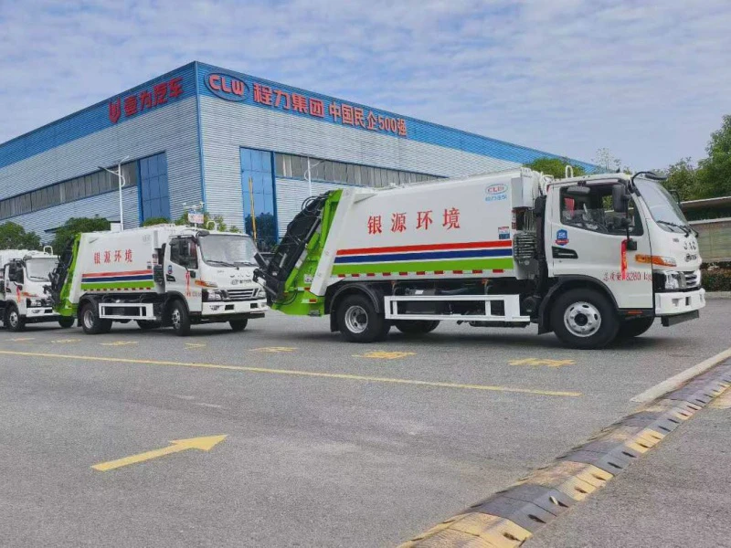 江淮5.8方压缩式垃圾车2
